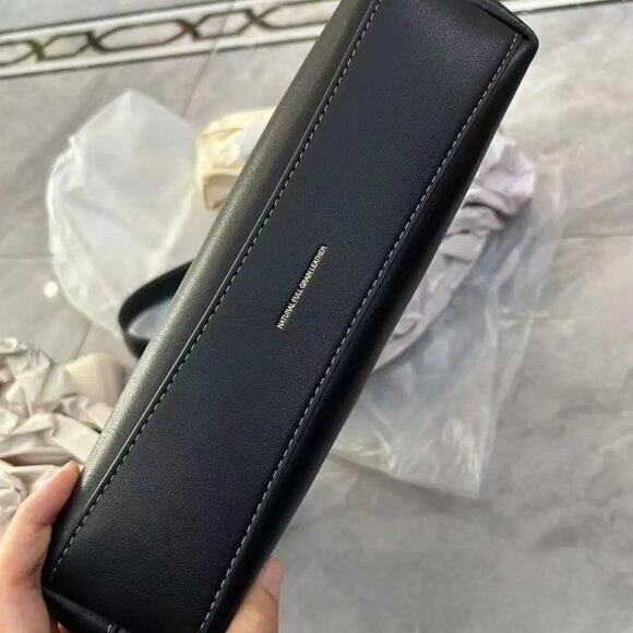 Coach Brooklyn Shoulder Bag 28 – Black NWT with Dust Bag - Picture 5 of 9